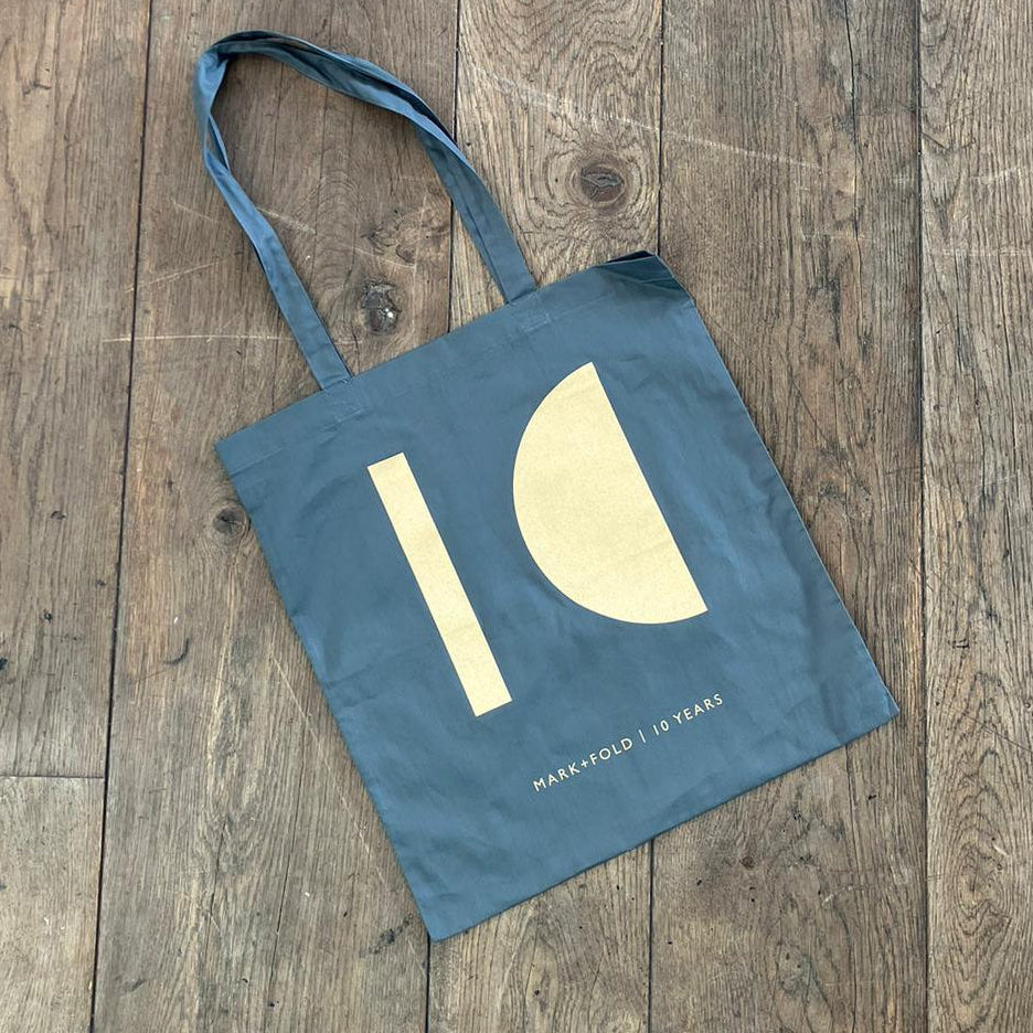 Tote bag with number 10 logo