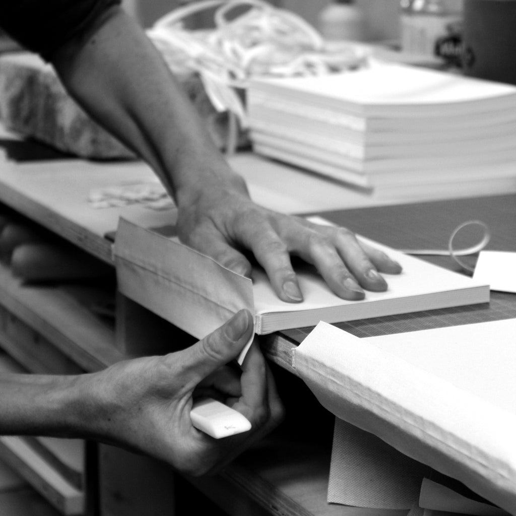 Hand-made at Wyvern Bindery, Hoxton London, Mark+Fold Diary Special Edition 2022 Planner, 2022 Diary, minimal diary, linen-bound planner 2022, made in the UK diary 2022